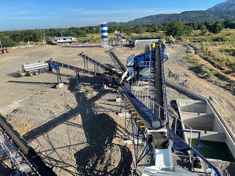 鐵礦石細(xì)碎機(jī)那個(gè)廠家比較靠譜 1 铁矿石细碎机那个厂家比较靠谱 - 丁博重工细碎机(images 1)