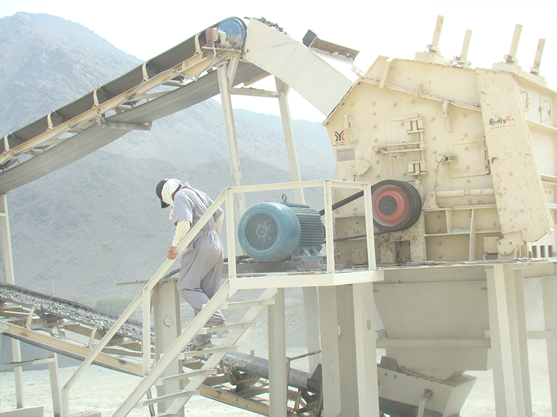 反击式破碎机处理物料的三种破碎机理 - 上海丁博重工机械有限公司（images 1）